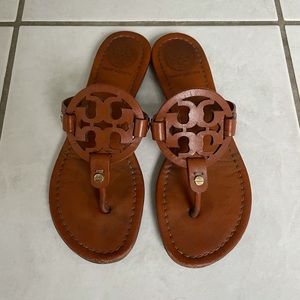 TB Miller sandals, size 6